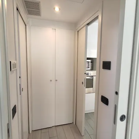 Matthias Home - Milan - Modern And Cozy Flat, Close To The Metro - 10Min From Central Station Exterior photo