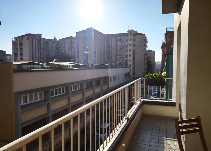 Matthias Home - Milan - Modern And Cozy Flat, Close To The Metro - 10Min From Central Station